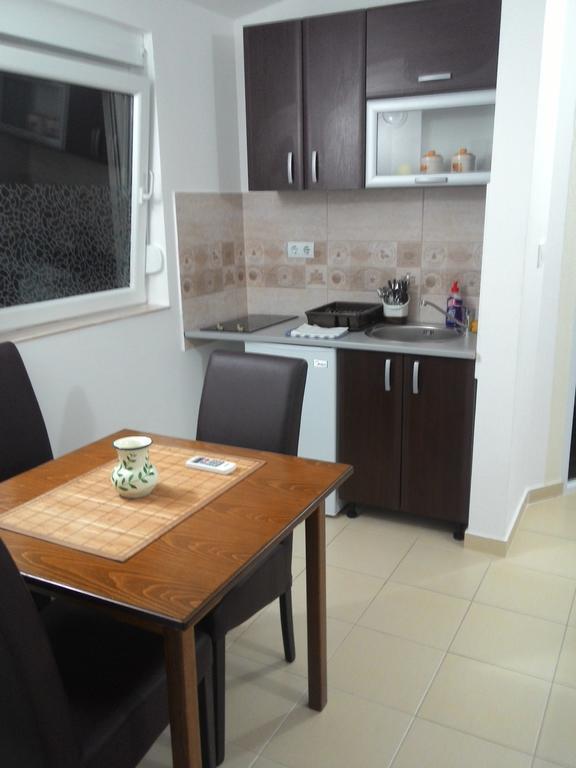 Apartments Brnjada Sutomore Exterior photo