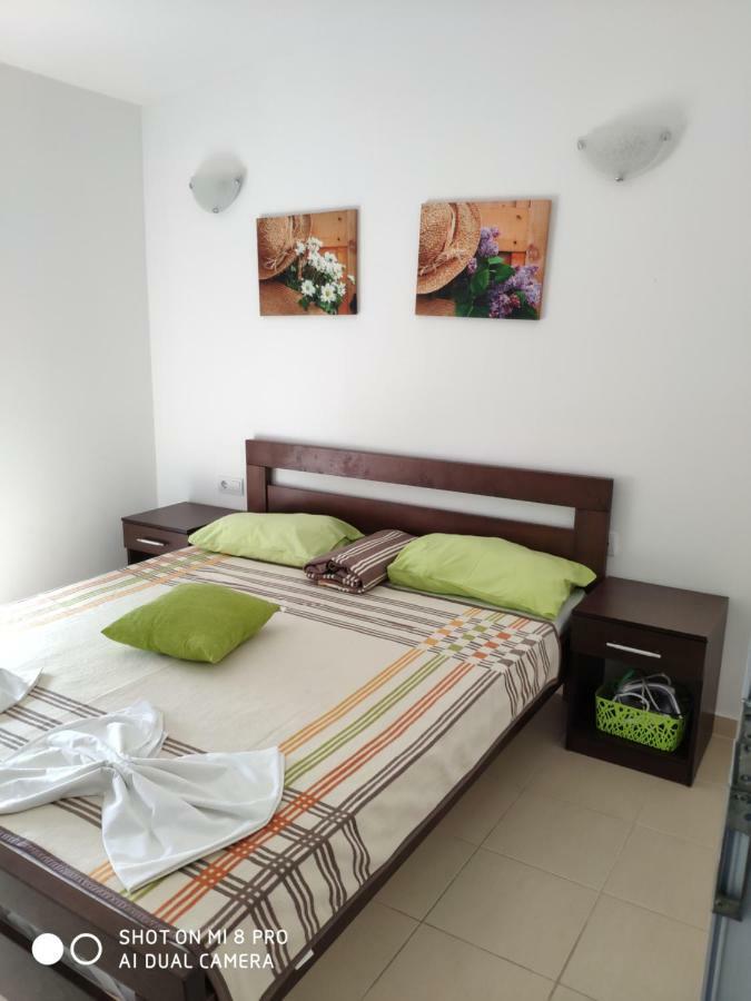 Apartments Brnjada Sutomore Exterior photo